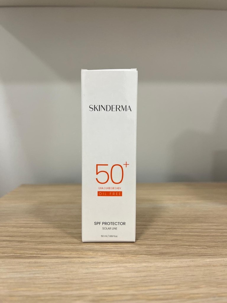 Foto 1 SPF PROTECTOR 50+ OIL FREE